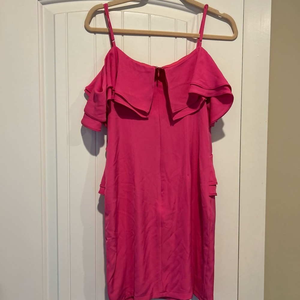 Hot oink cold shoulder top